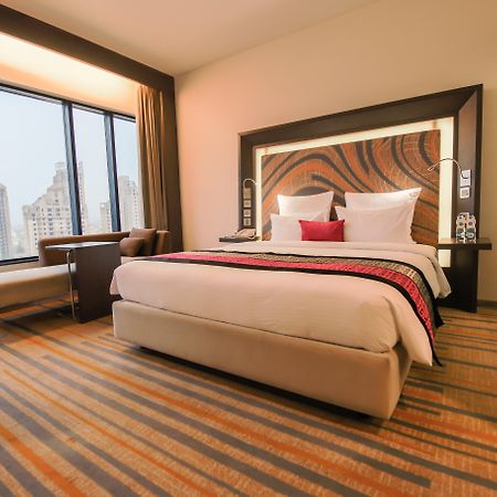 Novotel Kolkata Hotel And Residences Dış mekan fotoğraf Deluxe Room