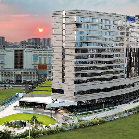 Novotel Kolkata Hotel And Residences Dış mekan fotoğraf The Westin Dhaka