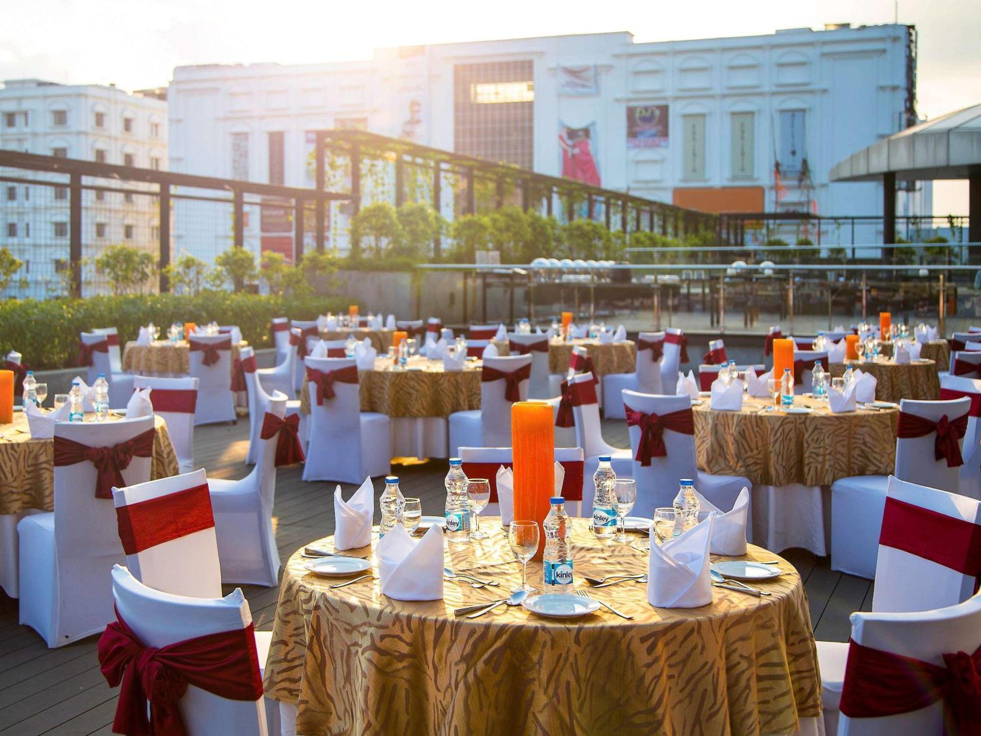 Novotel Kolkata Hotel And Residences Dış mekan fotoğraf The Park, Hyderabad
