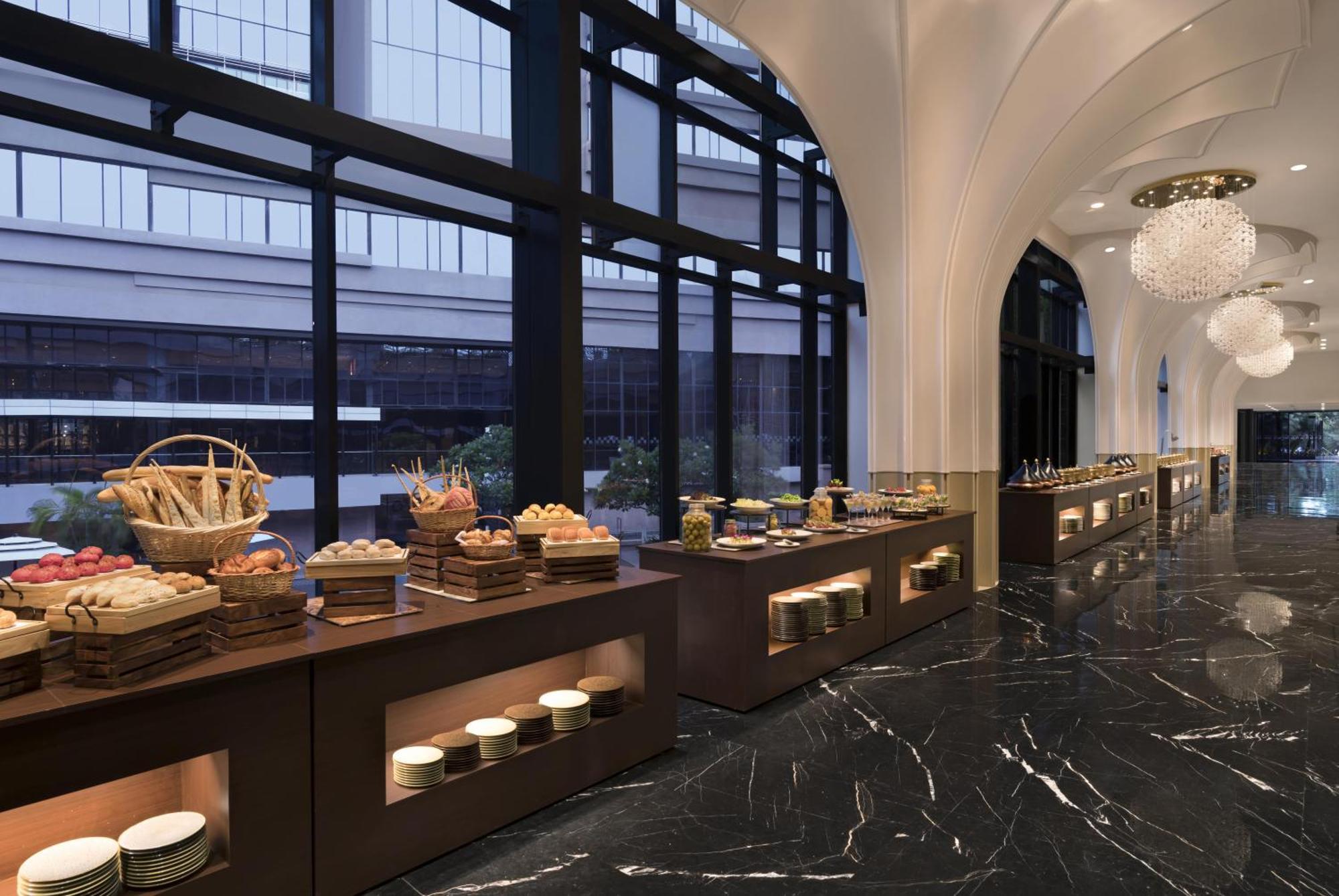 Novotel Kolkata Hotel And Residences Dış mekan fotoğraf The Lobby
